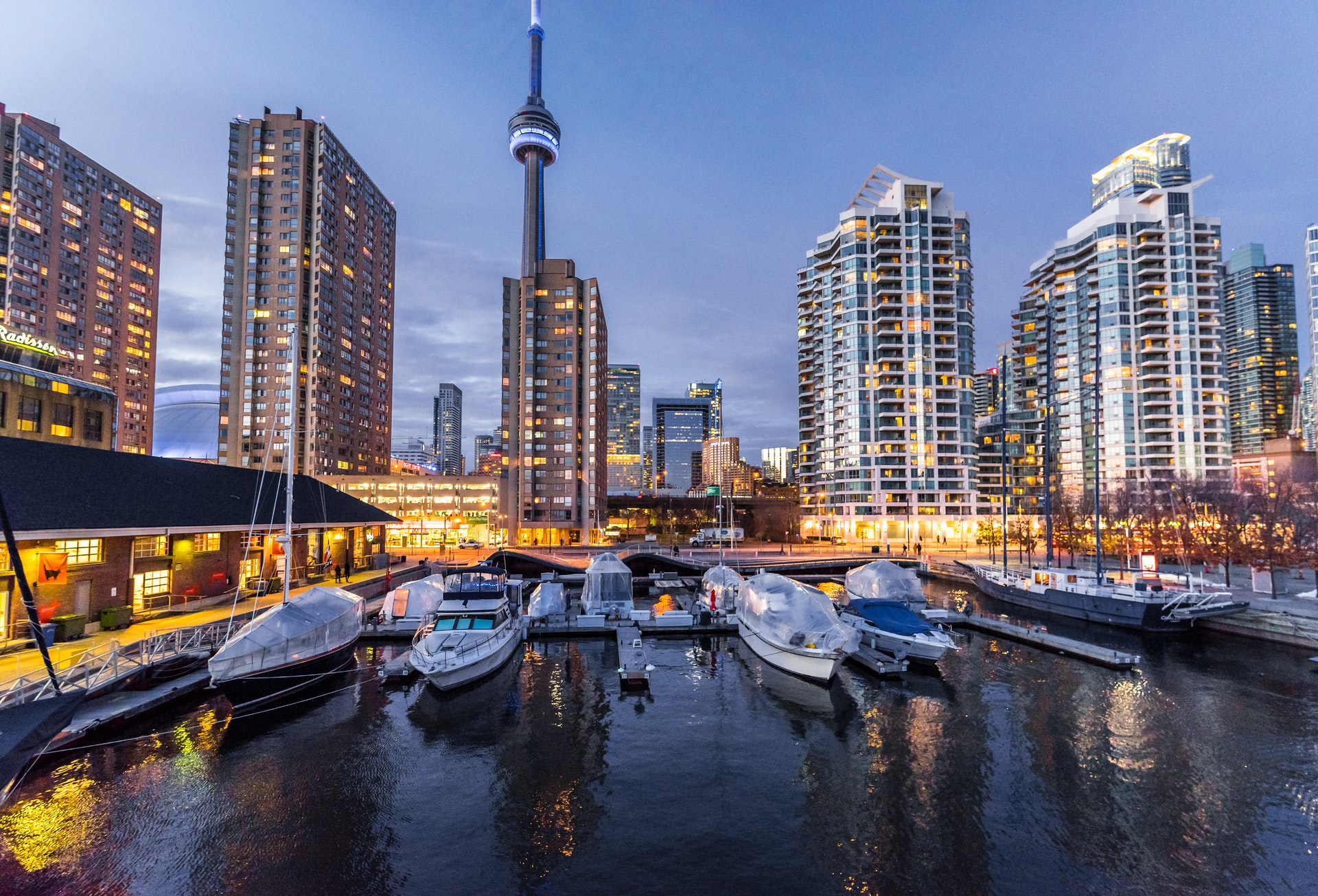 przeprowadzka do kanady toronto